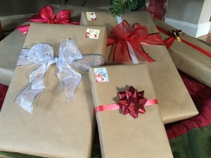 holiday wrapping: for those creatives who don't want to break the bank!